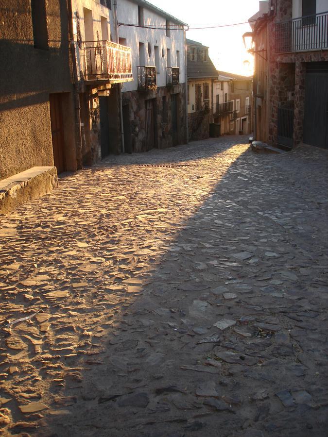 Apartamentos Sierra De Francia Monsagro ภายนอก รูปภาพ